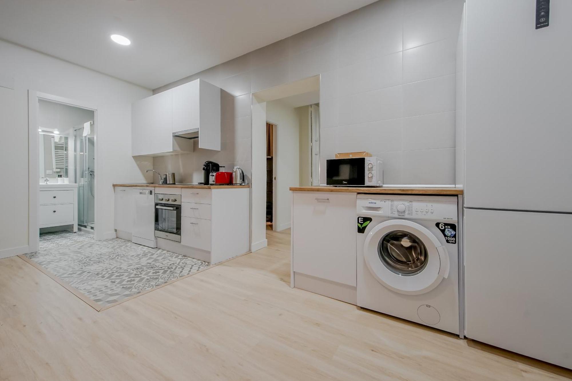 Cozy&New Apartment Para 6Pax En La Plaza De Tirso - Madrid E1 Экстерьер фото