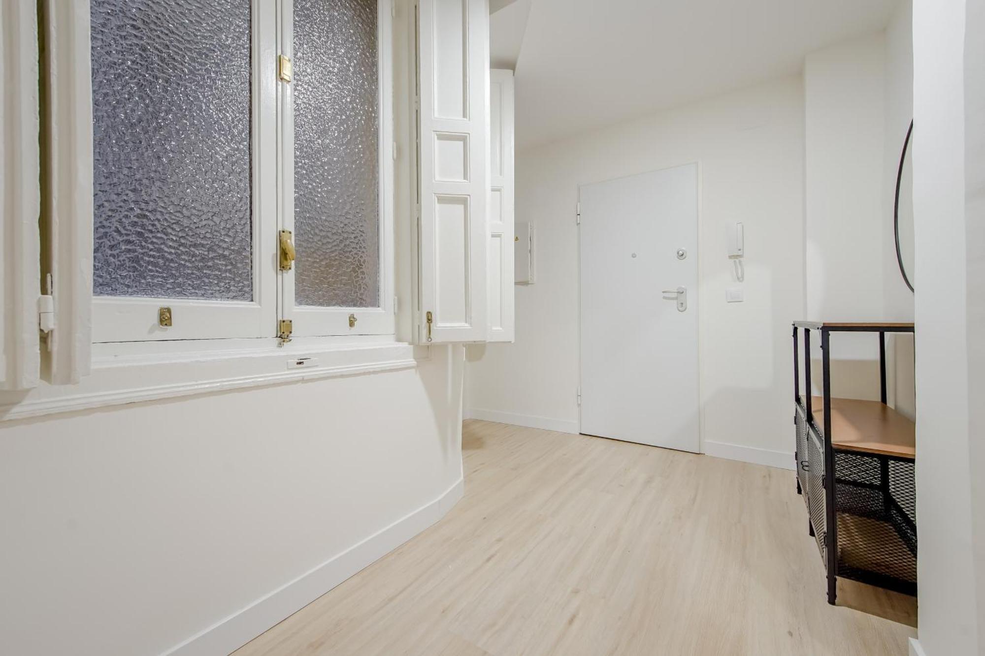 Cozy&New Apartment Para 6Pax En La Plaza De Tirso - Madrid E1 Экстерьер фото